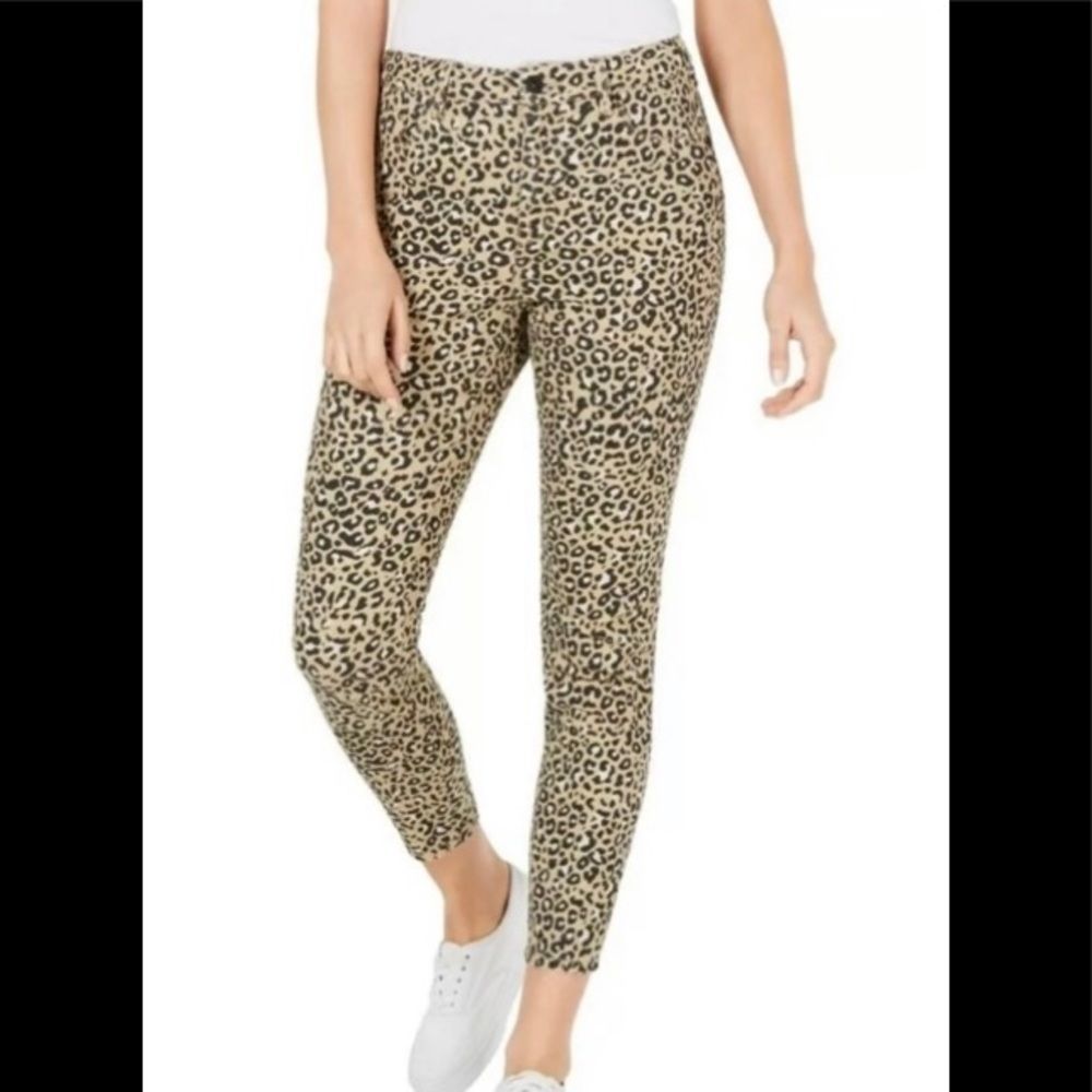 Rewash leopard ankle pants NWT